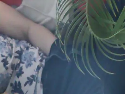شخص متقلب می فيلم سکسی لزبین تواند GF خود را با کج بیل خود تماشا کند