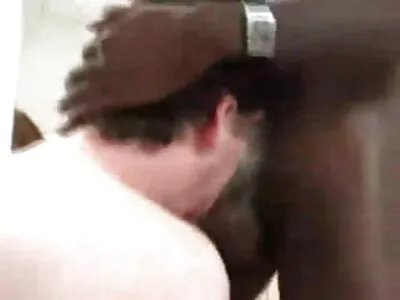 خواهر ناتنی شلخته در حال لذت بردن فيلم سكس خفن از رابطه جنسی با برادرش